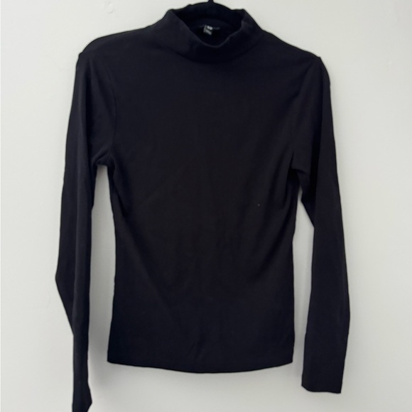 Banana Republic Black Long Sleeve Top - Picture 2 of 8